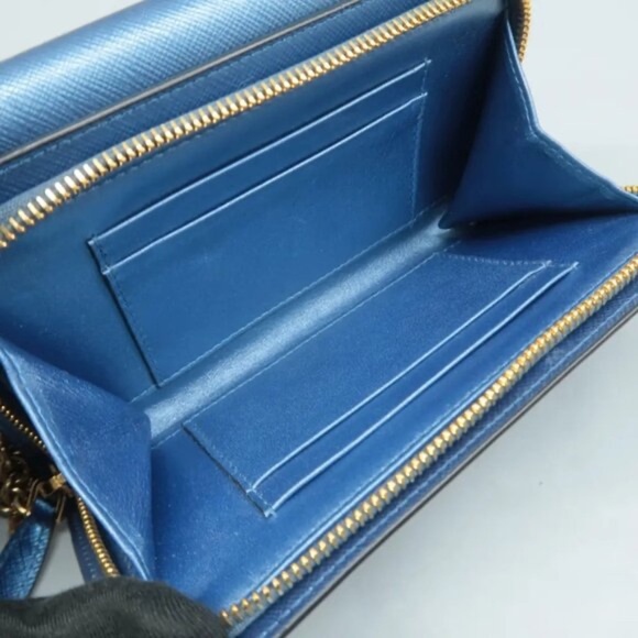 100% Authentic Prada Blue Leather Shoulder Bag 613-07524 - Picture 9 of 12